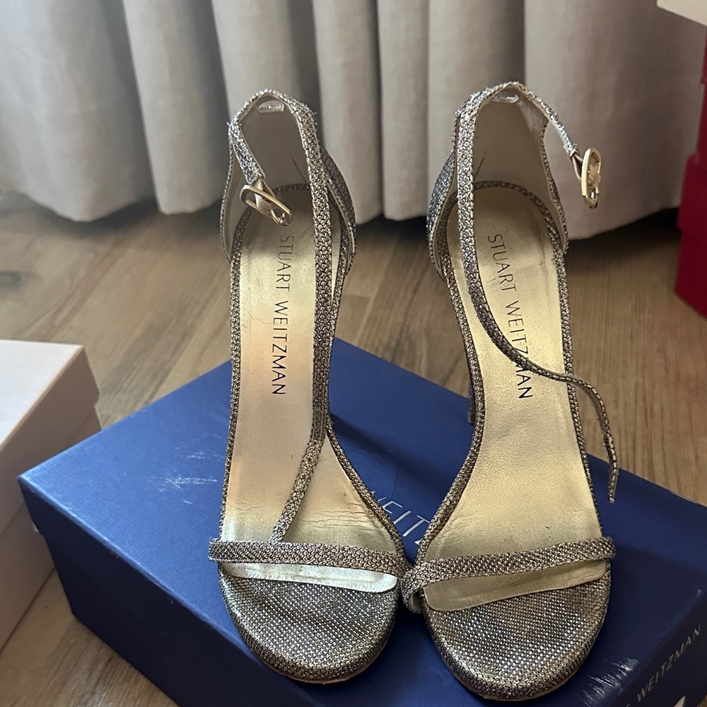 Stuart Weitzman Glittering Gold Heels